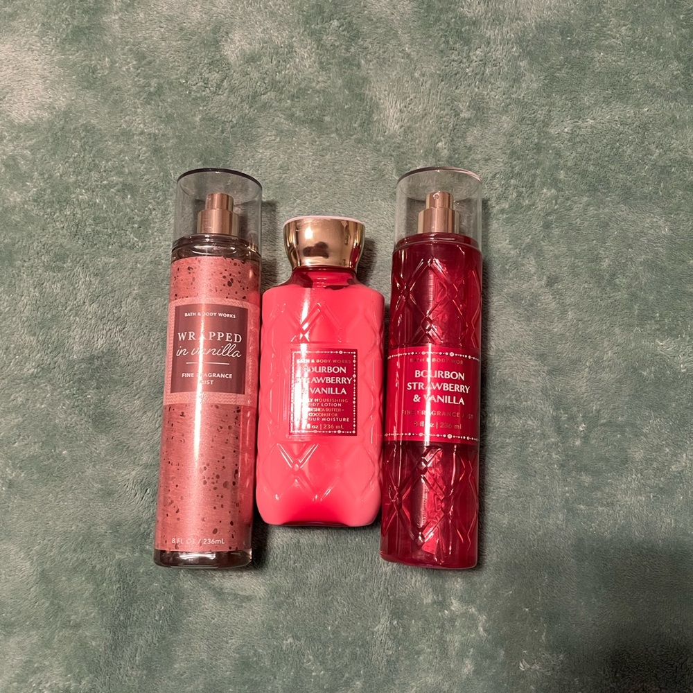 Bath & Body Works Vanilla and Strawberry Fragrance Set